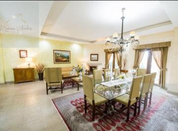 Departamento · 156m² · 2 Recámaras · 1 Estacionamiento · Condo a 5 Min de Centro en San Miguel en Residencial El Caracol
