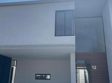 Casa · 215m² · 3 Recámaras · 2 Estacionamientos · Casa en Venta en Fracc. Lomas del Dorado, Boca del Rio, Veracruz.