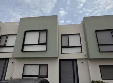 Casa · 115m² · 3 Recámaras · 2 Estacionamientos · Villas del Refugio Sur