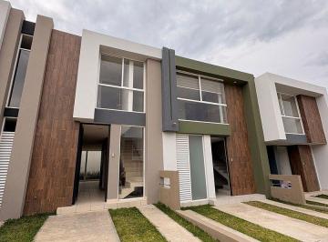 1fb3752641f6ec67b9c68fd29200235fc4445780509b5acb403ed8541c92beac · Casa en Venta, Altozano Morelia