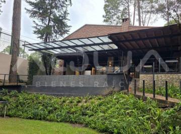 Casa de 4 habitaciones, Valle de Bravo · Casa Nueva en Circuito Avandaro