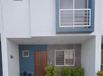 Casa · 90m² · 2 Recámaras · 2 Estacionamientos · Casa en Cerro del Tesoro con 2 Recámaras, Id:.