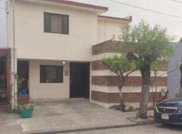 Casa de 3 habitaciones, Monterrey · Rento Casa en Col. Chepevera