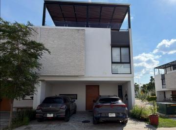 Casa · 177m² · 4 Recámaras · 2 Estacionamientos · Casa en Venta Coto Zenith