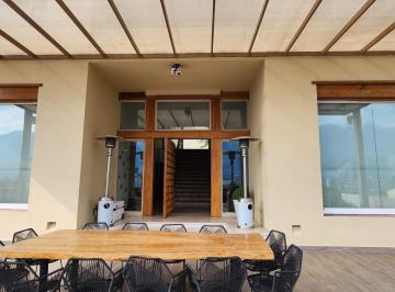 Casa · 720m² · 4 Recámaras · 4 Estacionamientos · Casa en Fuentes del Valle
