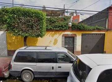 Casa de 3 habitaciones, Alvaro Obregón · Casa en Venta en Colonia Progreso, Álvaro Obregón. Cerca de Televisa San Angel