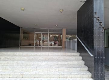 Edificio Médico de Especialistas · Consultorio Compartido. Excelente Ubicación.