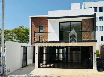 Casa de 3 habitaciones, Xalapa · Casa Colindante con 2 Áreas Verdes en Monte Magno Xalapa, Totalmente Nueva.