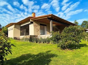 Casa en condominio · 150m² · 2 Recámaras · 3 Estacionamientos · Casa en Renta en Condominio en Cerro Gordo