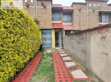 Casa · 55m² · 2 Recámaras · 1 Estacionamiento · Casa en Venta en Huehuetoca, Santa Teresa III Am. 27 - 1038