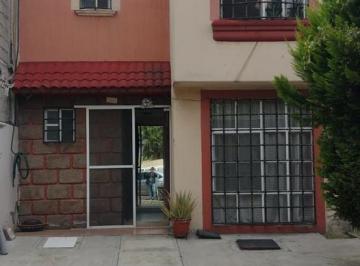Casa · 142m² · 3 Recámaras · 2 Estacionamientos · Casa en Las Américas