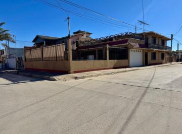 Casa de 3 habitaciones, Ensenada · Casa en Venta en Ensenada