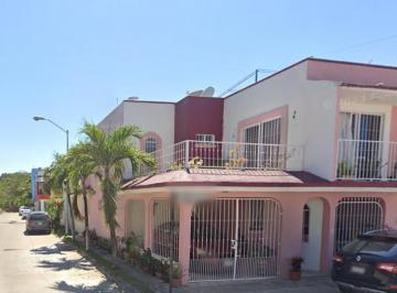 Casa de 4 habitaciones, Centro · Venta de Casa en Blanca Mariposa, Villahermosa, Tabasco.