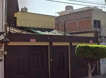 Casa de 4 habitaciones, Coyoacán · Venta de Casa en Col Espartaco Coyoacan