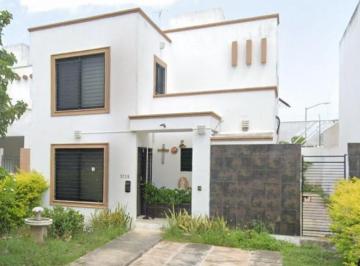 Casa de 3 habitaciones, Mérida · Casa en Venta en Merida, Yucatan