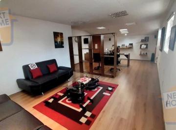 Bodega comercial · 694m² · 2 Estacionamientos · Venta Bodega Santa Maria de La Ribera