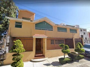 Casa de 5 habitaciones, Naucalpan de Juárez · Casa de 3 Niveles con 5 Recámaras en Ciudad Brisa, Naucalpan. Jdbv