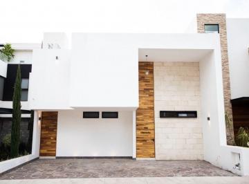 0ac91efc6709be0ee452346d8c3e3782f7eef0e13af447c75b65c72850f32a9f · Casa en Venta en Paseo del Parque Tres Marías Morelia