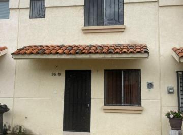 Casa de 3 habitaciones, Tlajomulco de Zúñiga · Casa en Coto en Venta en Residencial Alta California