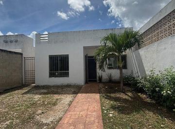 Casa de 2 habitaciones, Mérida · Casa en Renta en Las Americas Sin Amueblar Cerca de Mayabus | Mnt |