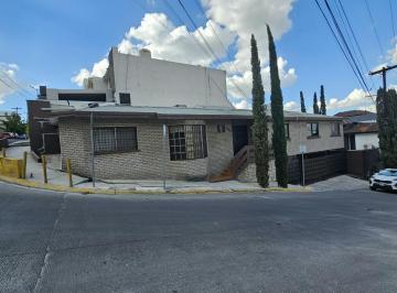 Casa · 274m² · 5 Recámaras · 8 Estacionamientos · Casa en Venta Cumbres 4to. Sector