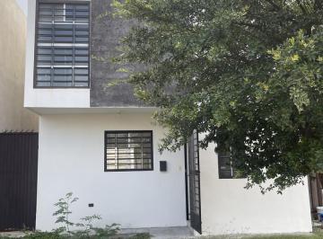 Casa · 3 Recámaras · 1 Estacionamiento · Casa en Renta Valle Azul