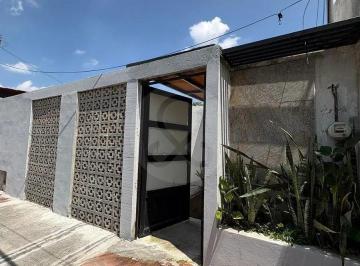 1 · Renta de Casa 2 Habitaciones Amueblada y Equipada en El Centro