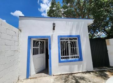1 · Renta de Casa en Colonia Maya