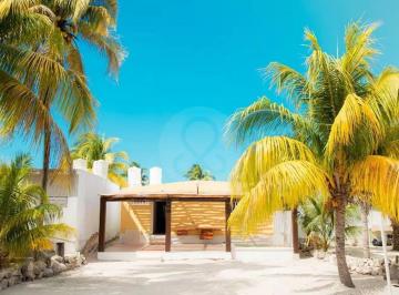 1 · Casa en Renta en Chelem con Piscina
