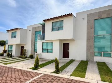 1 · Casa en Pre Venta en Toluca Cacalomacan