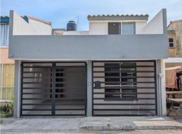 Casa · 136m² · 3 Recámaras · 1 Estacionamiento · Casa - Miramapolis