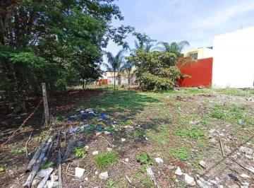 Terreno / Lote , Fortín · Terreno de 936 m² de Superficie en Venta a Minutos de Plazas