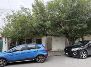 Casa · 234m² · Casa en Venta en Mitras Centro, Monterrey, Nuevo León