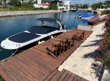 Casa · 1300m² · 4 Recámaras · 6 Estacionamientos · Venta Casa Puerto Cancún Los Canales Quintana Roo