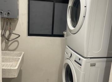 Departamento compartido de 2 habitaciones, Zapopan · Renta Habitación en Jardínes del Valle por Zona Real