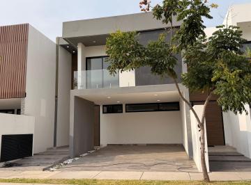 Casa de 3 habitaciones, León · Residencial Mayorca | Casa en Venta 286.39 m² | Sur de León