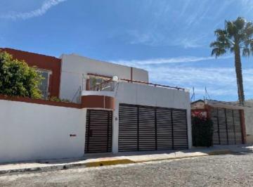 Casa de 3 habitaciones, Puebla · Casa en Venta o Renta en El Fraccionamiento Santa Cruz Guadalupe