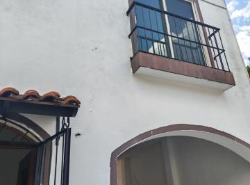Casa de 3 habitaciones, Santiago · Casa en Renta en El Centro de Santiago Nl