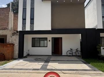 Casa · 122m² · 3 Recámaras · 2 Estacionamientos · Casa Nueva en Venta - Ixtaczoquitlan, Veracruz