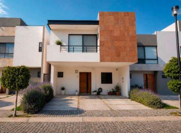 Casa de 3 habitaciones, Ocoyucan · Casa en Venta en Parque Altaria, Loma de Angelopolis