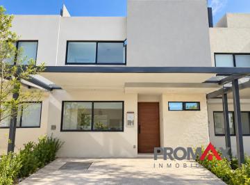 Casa de 4 habitaciones, El Marqués · Casa en Venta en Zaru, Queretaro