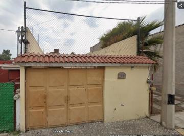 Casa de 3 habitaciones, Toluca · Venta de Casa en Villas Satin, Toluca, Edomex.