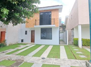 Casa de 3 habitaciones, Tlajomulco de Zúñiga · Casa Residencial en Renta Coto Coruña Nueva Galicia