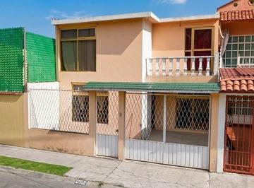 Casa de 3 habitaciones, Cuautitlán Izcalli · Venta de Casa Colcumbria Izcalli
