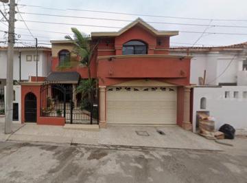 Casa de 4 habitaciones, Ensenada · Venta de Casa en Ensenada, Baja California.