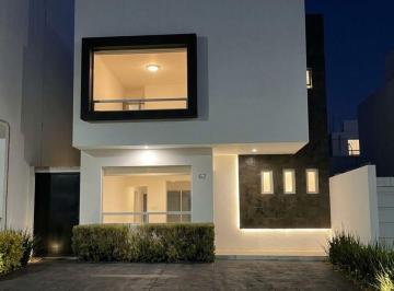 Casa de 3 habitaciones, El Marqués · Casa en Venta en El Mirador