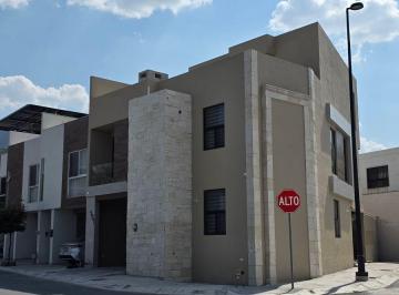 Casa de 3 habitaciones, García · Casa en Esquina de 269 m² con 3 Recámaras en Venta en Residencial Santuario