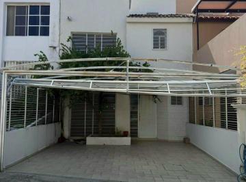 Casa de 3 habitaciones, León · Casa en Venta Rinconada del Bosque