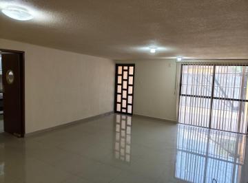 Casa de 3 habitaciones, Naucalpan de Juárez · Casa Remodelada de un Solo Nivel