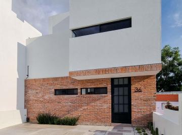 Casa de 2 habitaciones, Querétaro · Bonita Casa con Patio Interior